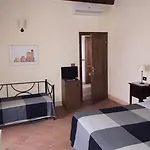 Petrella 3*