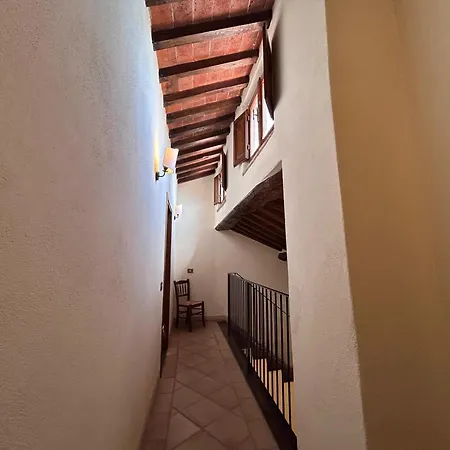Petrella Bed & Breakfast Cortona