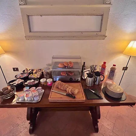 Petrella Bed & Breakfast 3*