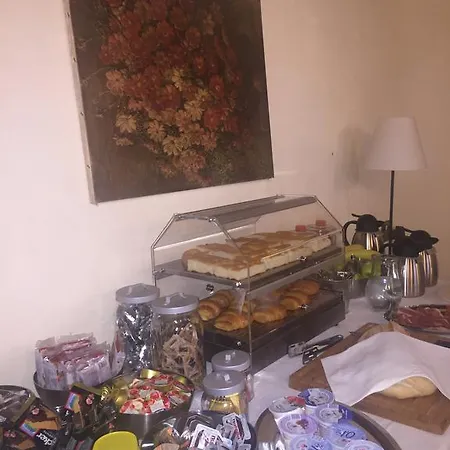 Petrella Oda ve Kahvaltı